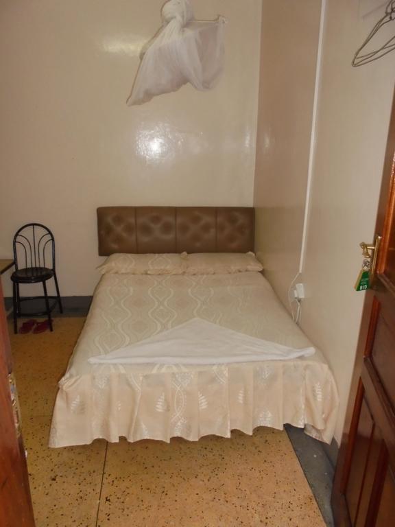 Seldom Hotel ナイロビ エクステリア 写真